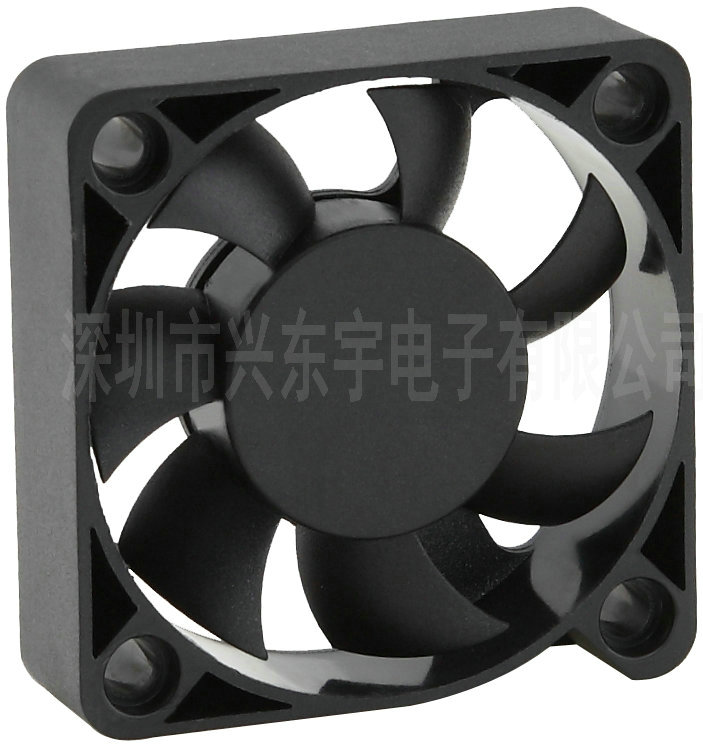 舞臺(tái)燈光散熱風(fēng)扇http://www.gzznb.cn/products-detail.asp?cpid=121