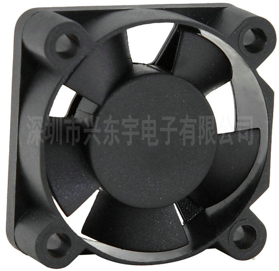 散熱風(fēng)扇運轉(zhuǎn)不正常的原因是什么？